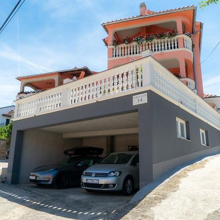 Apartments Zubcic Tisno Zewnętrze zdjęcie