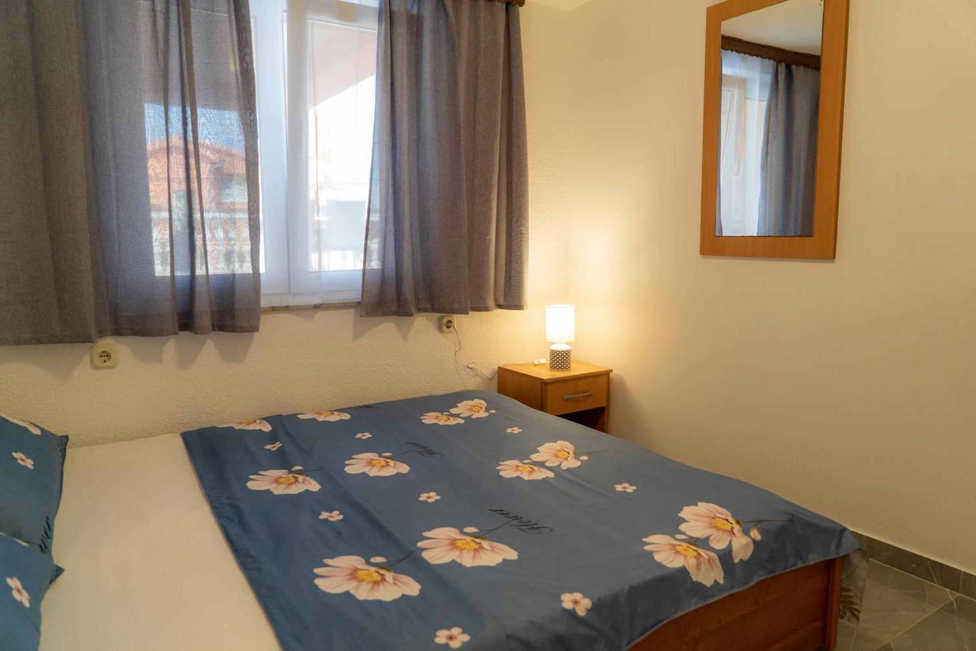 Apartments Zubcic Tisno Pokój zdjęcie
