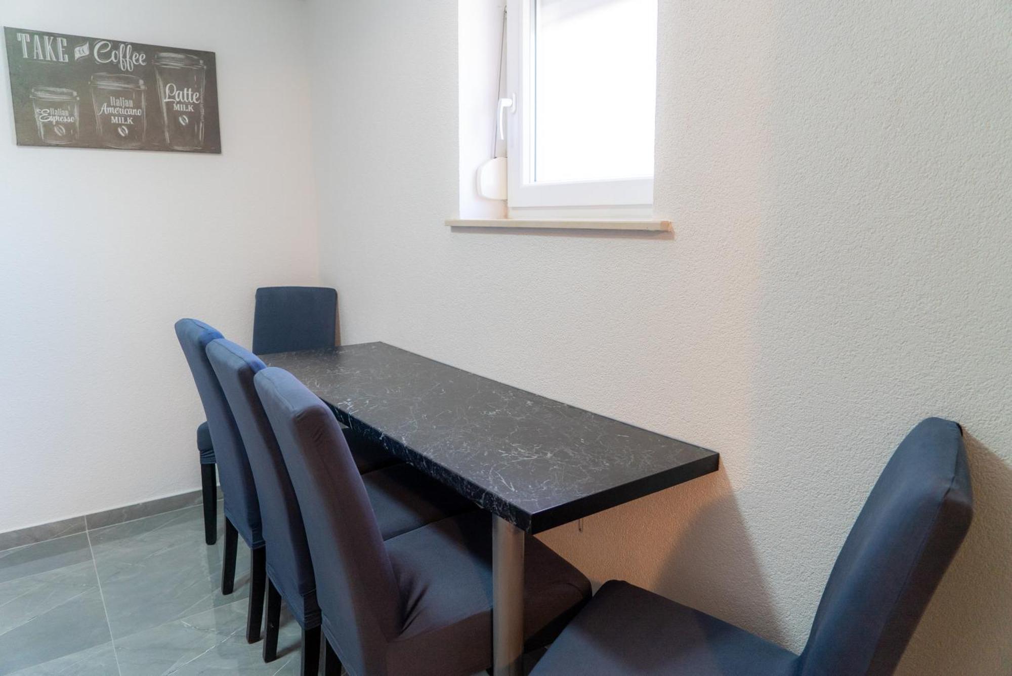 Apartments Zubcic Tisno Pokój zdjęcie